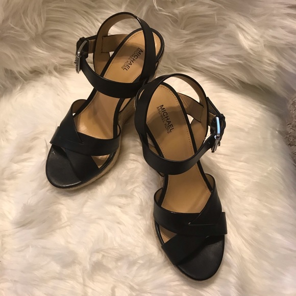 Michael Kors Kady Black Leather Wedge (Size 8.5) - Picture 8 of 8